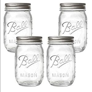 NWT BALL MASON PINT MASON JARS set of 4